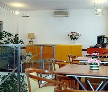 Boston Hotel 3*