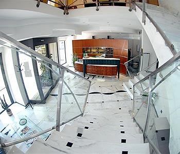 Boston Hotel 3*