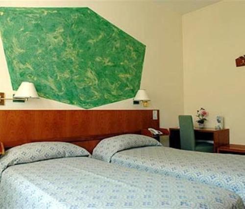 Hotel Boston 3*